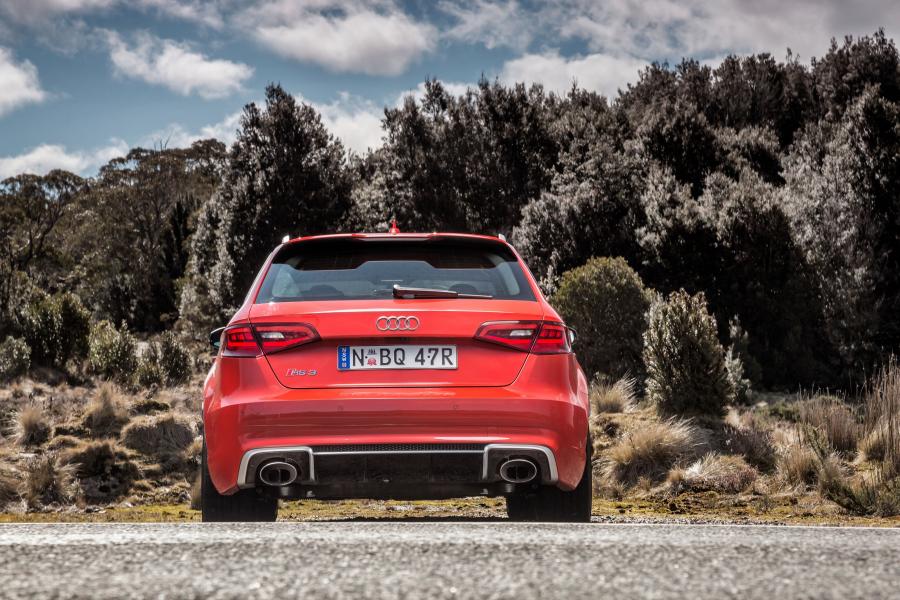  Audi RS3 Sportback (8V) 2015 года  (AU) (фото 24 из 30)
